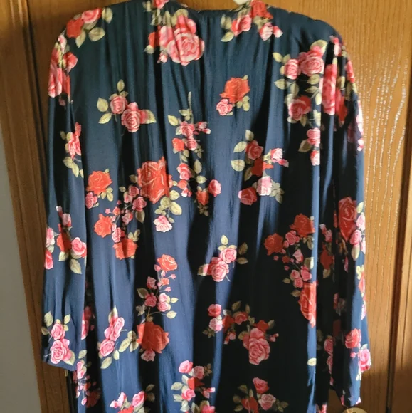 Maurices- kimino (open) - Picture 4 of 5